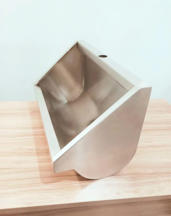 Mictório Em Aço Inox Coletivo Med 1000x300x350mm - Imagem 4